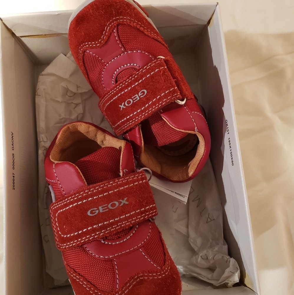 Geox Respira baby boy sneakers,  size 4.5